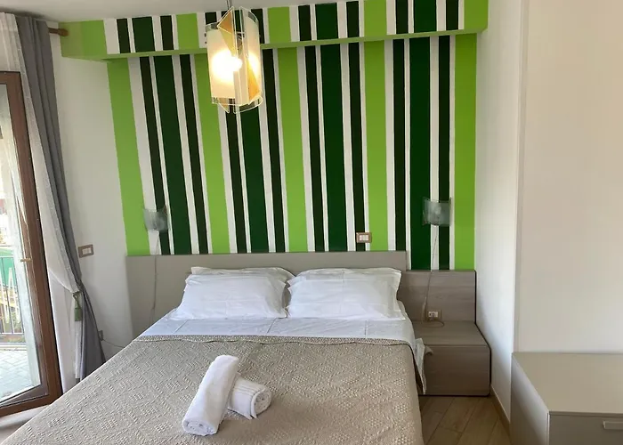 Sorrento Inn Lodge Отель типа 