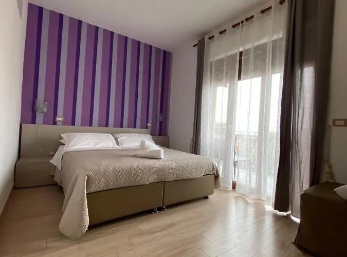 Sorrento Inn Lodge Отель типа 